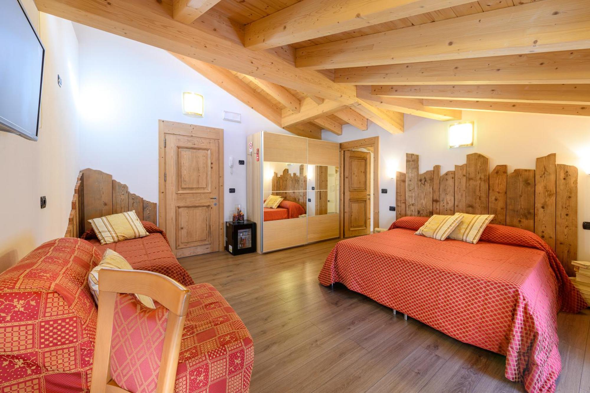 Hotel Garni Le Corti Grosotto Εξωτερικό φωτογραφία