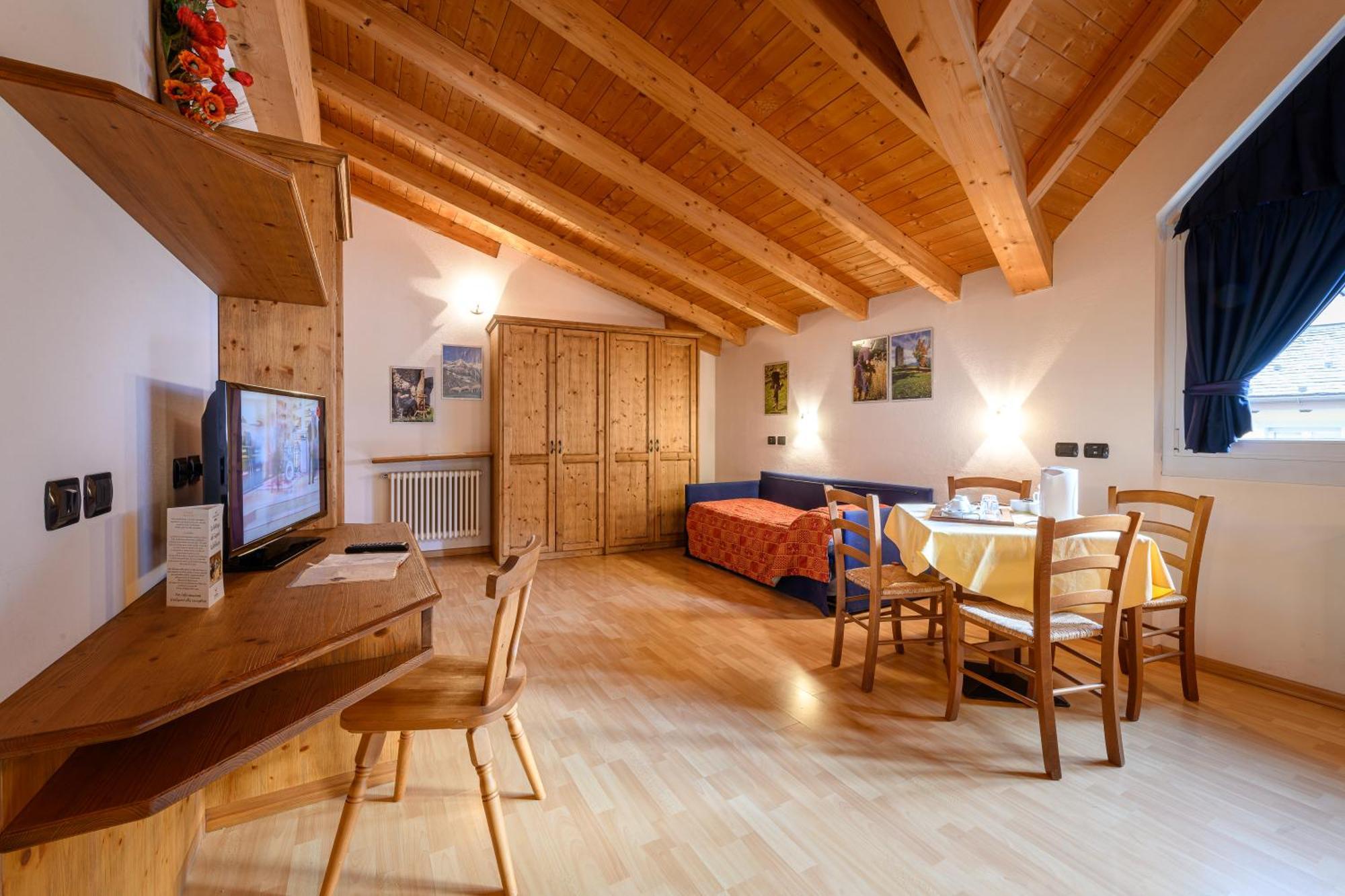 Hotel Garni Le Corti Grosotto Εξωτερικό φωτογραφία